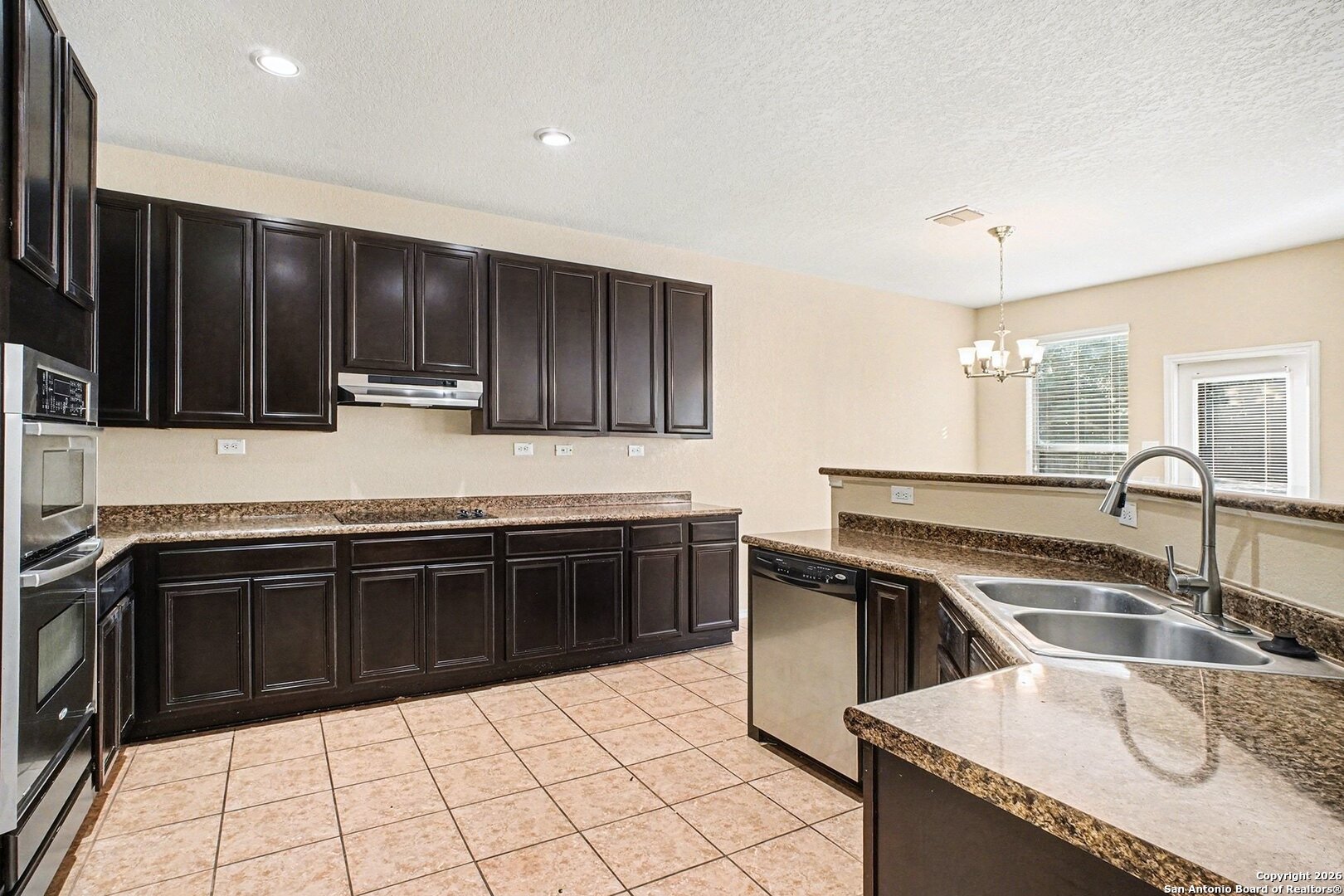 136 Prairie Falcon Boerne TX 78006