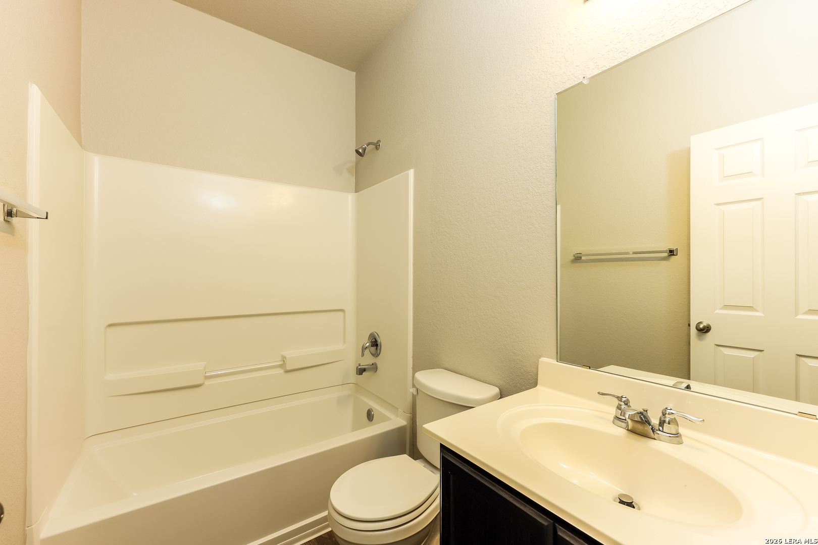 3207 Pedernales San Antonio TX 78223