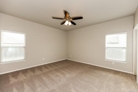 3207 Pedernales San Antonio TX 78223