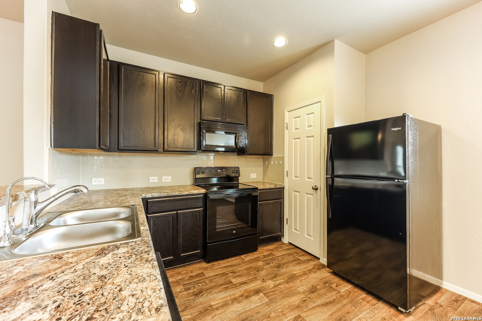 3207 Pedernales San Antonio TX 78223