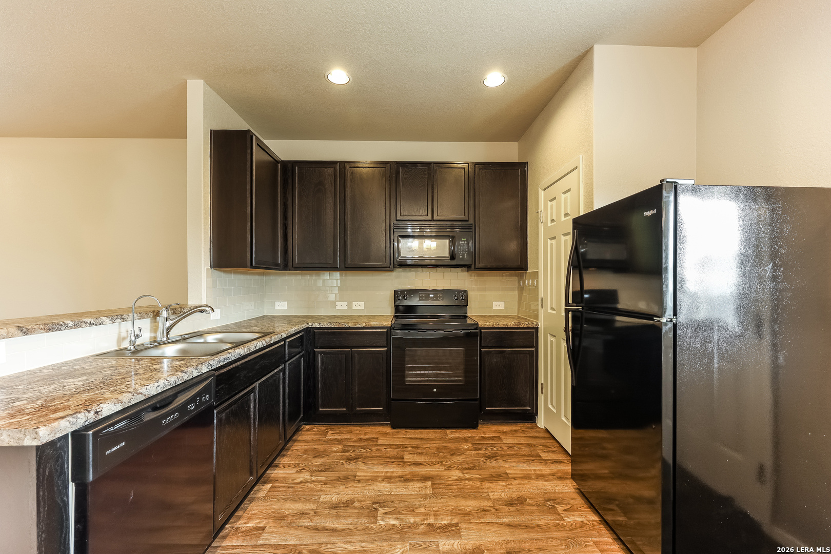 3207 Pedernales San Antonio TX 78223