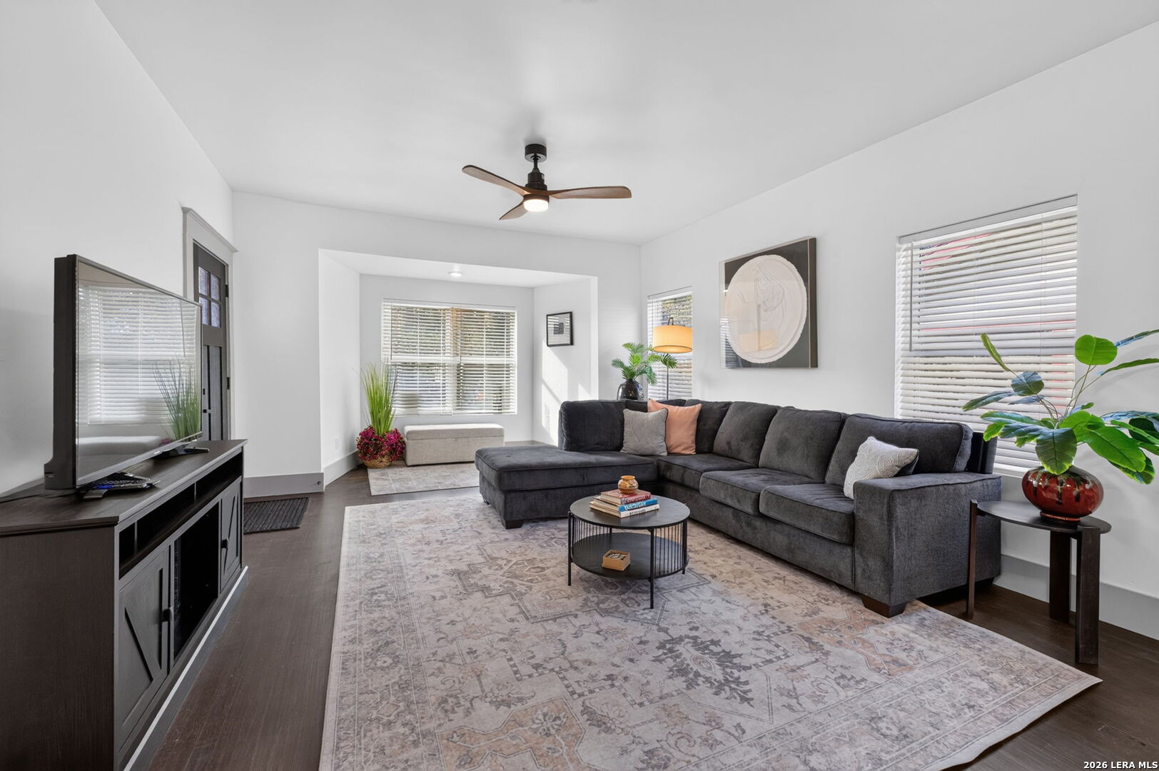 501 W Agarita Avenue San Antonio TX 78212