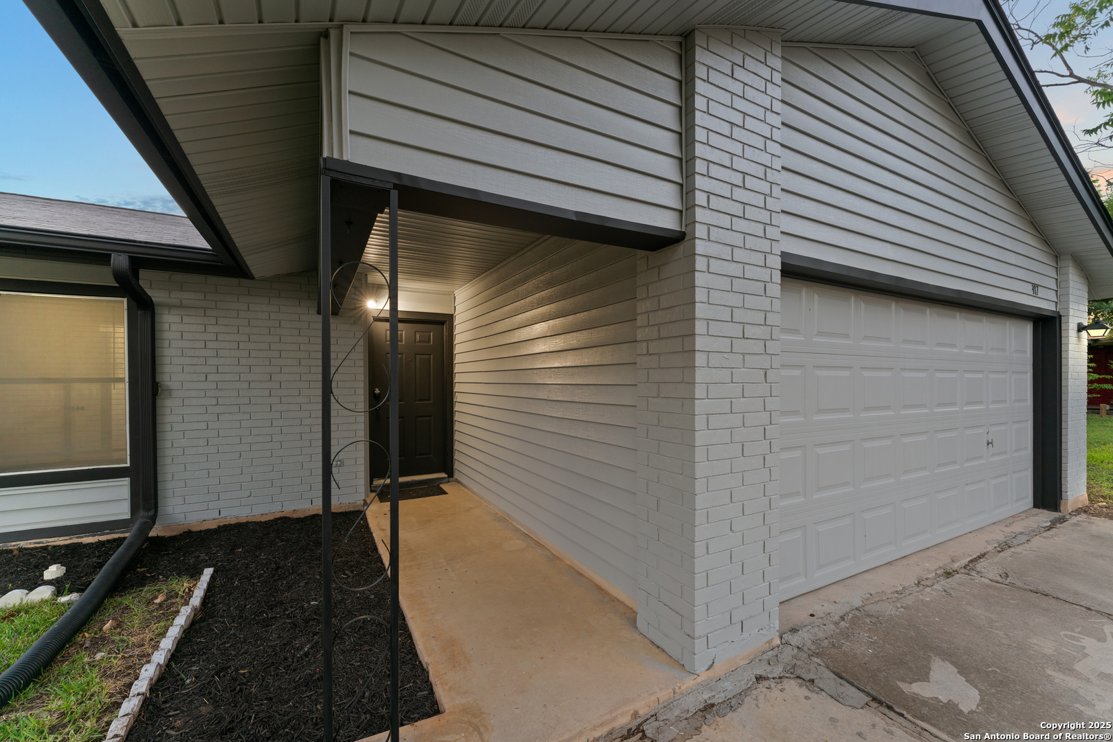 307 Delbert San Antonio TX 78245