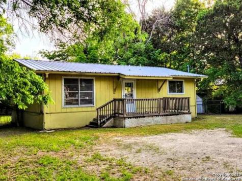 1582 Valley Drive Canyon Lake TX 78133
