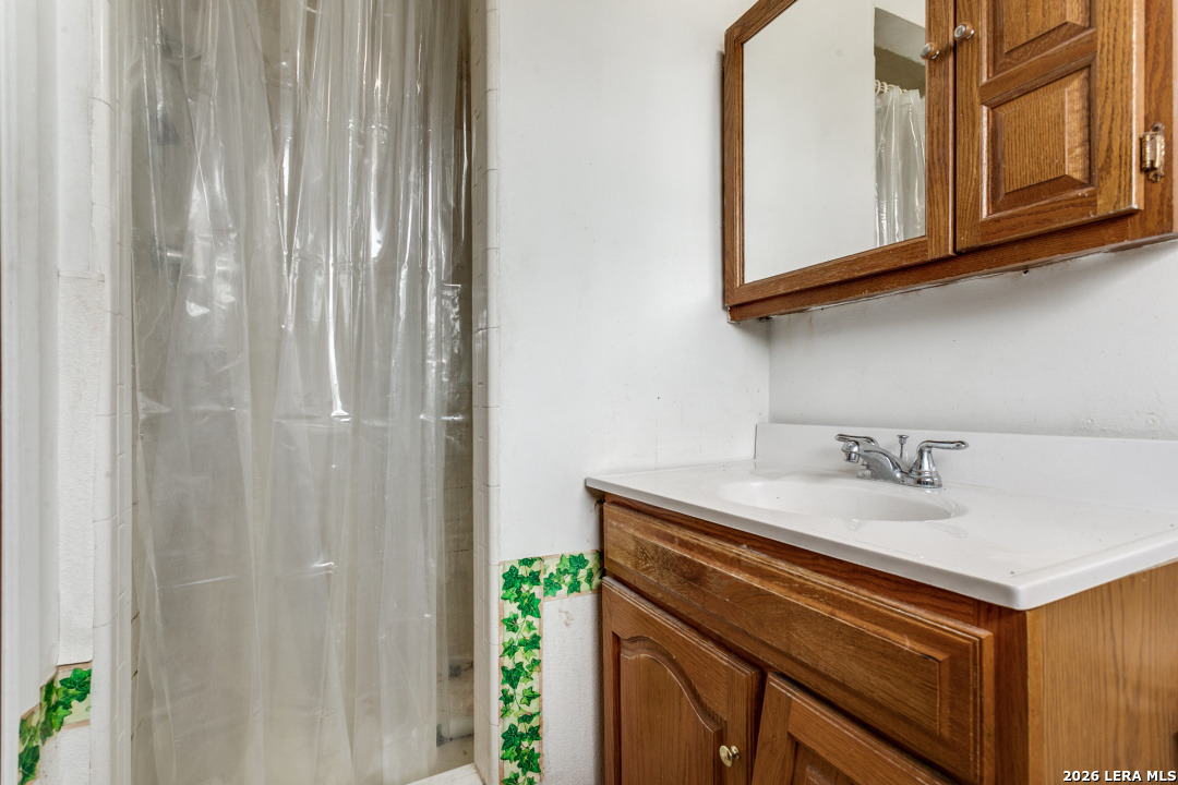 359 Kate Schenck San Antonio TX 78223