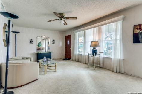 359 Kate Schenck San Antonio TX 78223