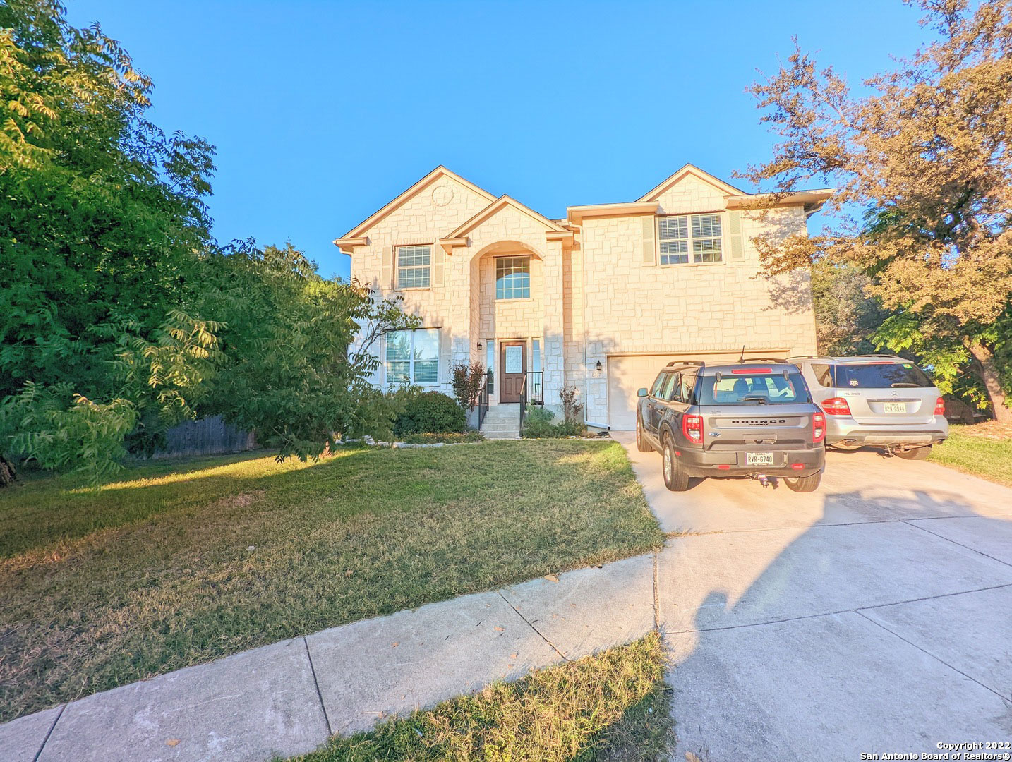 8207 Creekrun Trail San Antonio TX 78249