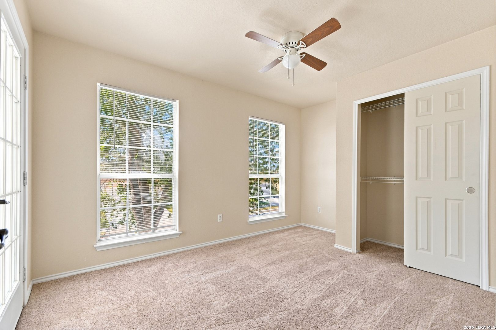 121 Lark Hill Floresville TX 78114