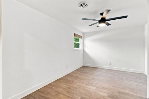 209 Dandelion Lane Castle Hills TX 78213