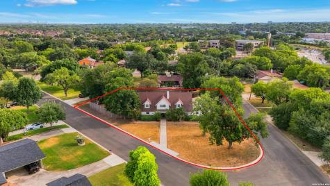 209 Dandelion Lane Castle Hills TX 78213