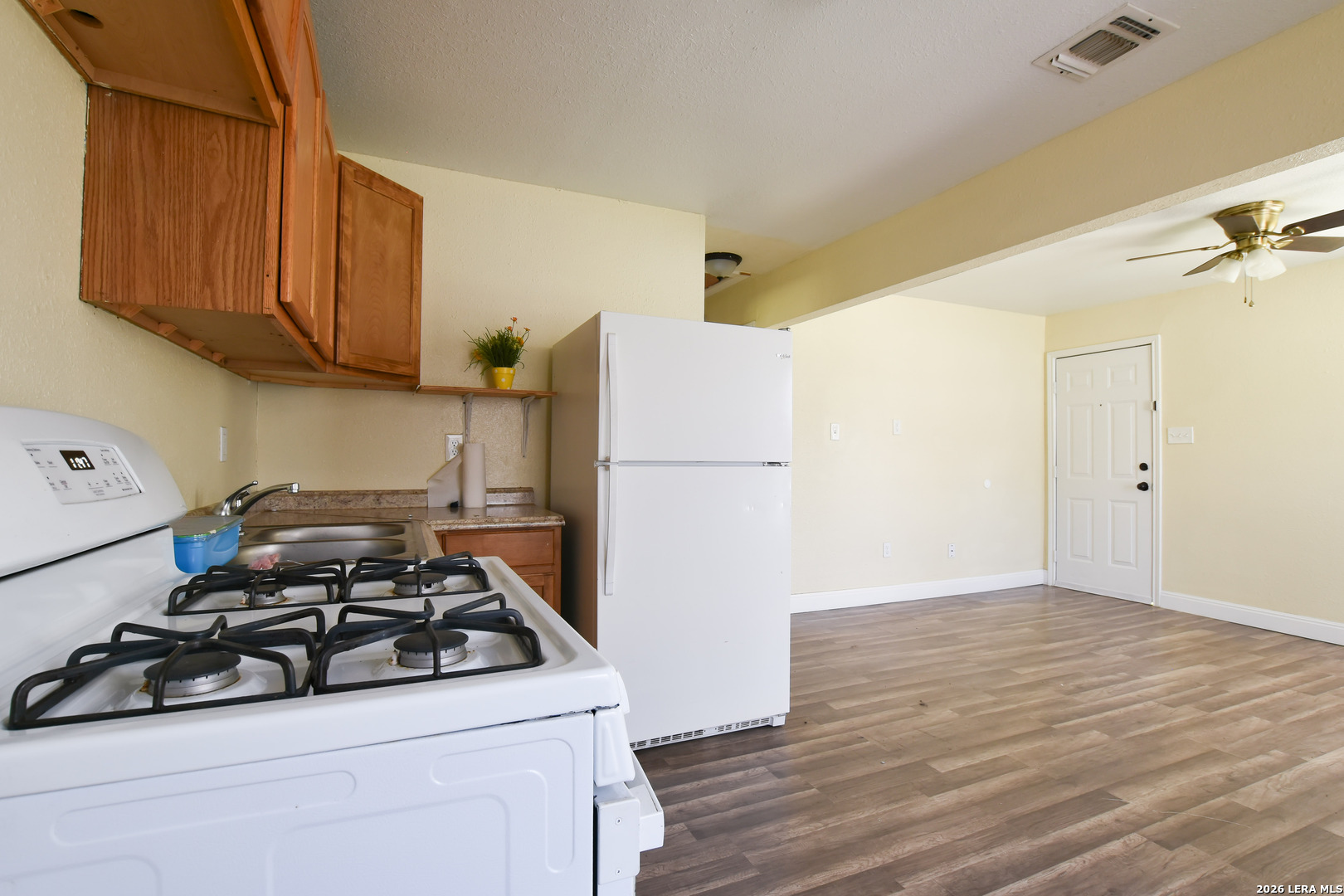 1263 Chalmers San Antonio TX 78211