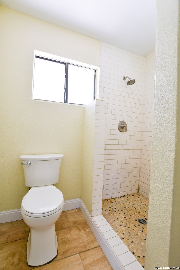 1263 Chalmers San Antonio TX 78211