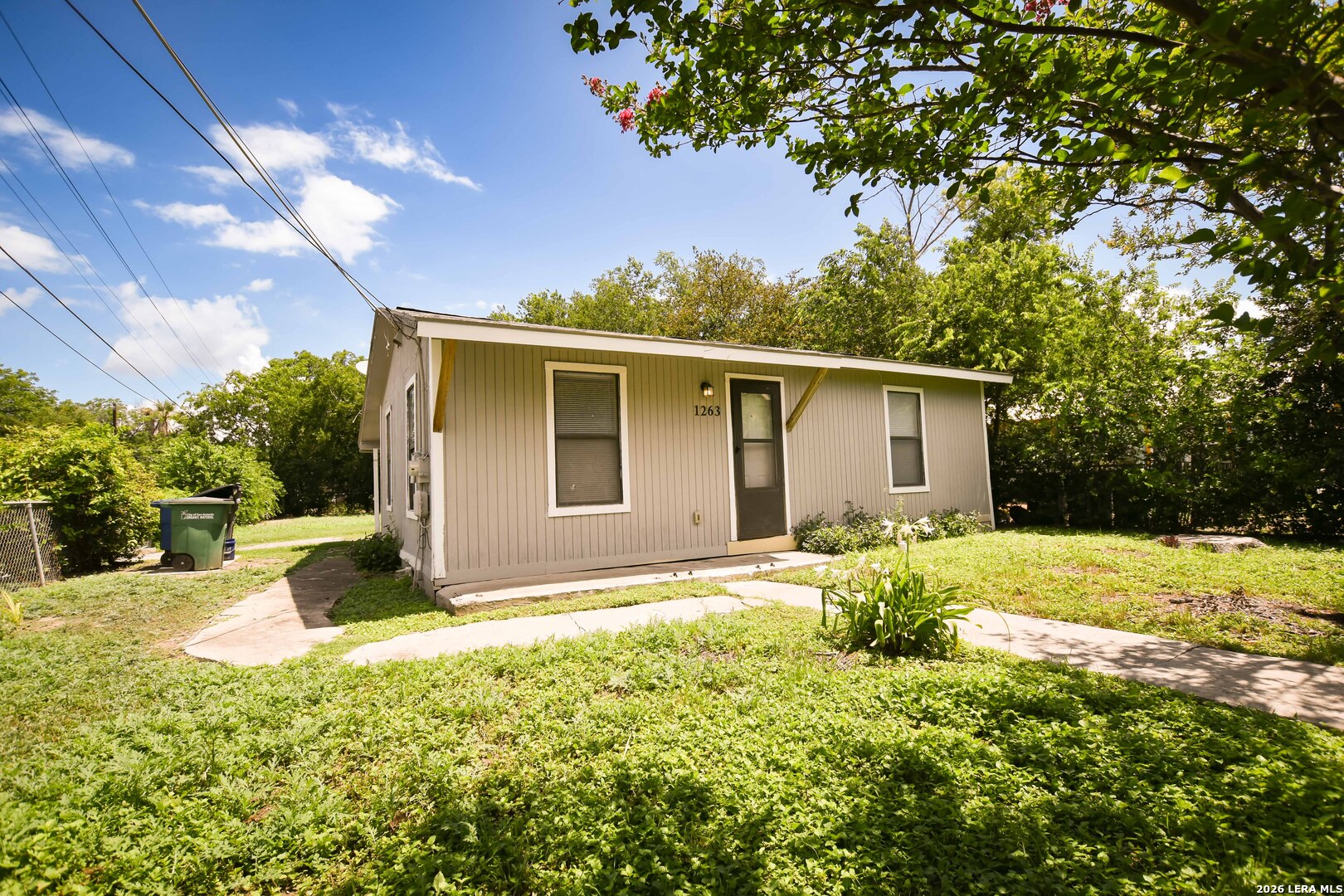 1263 Chalmers San Antonio TX 78211