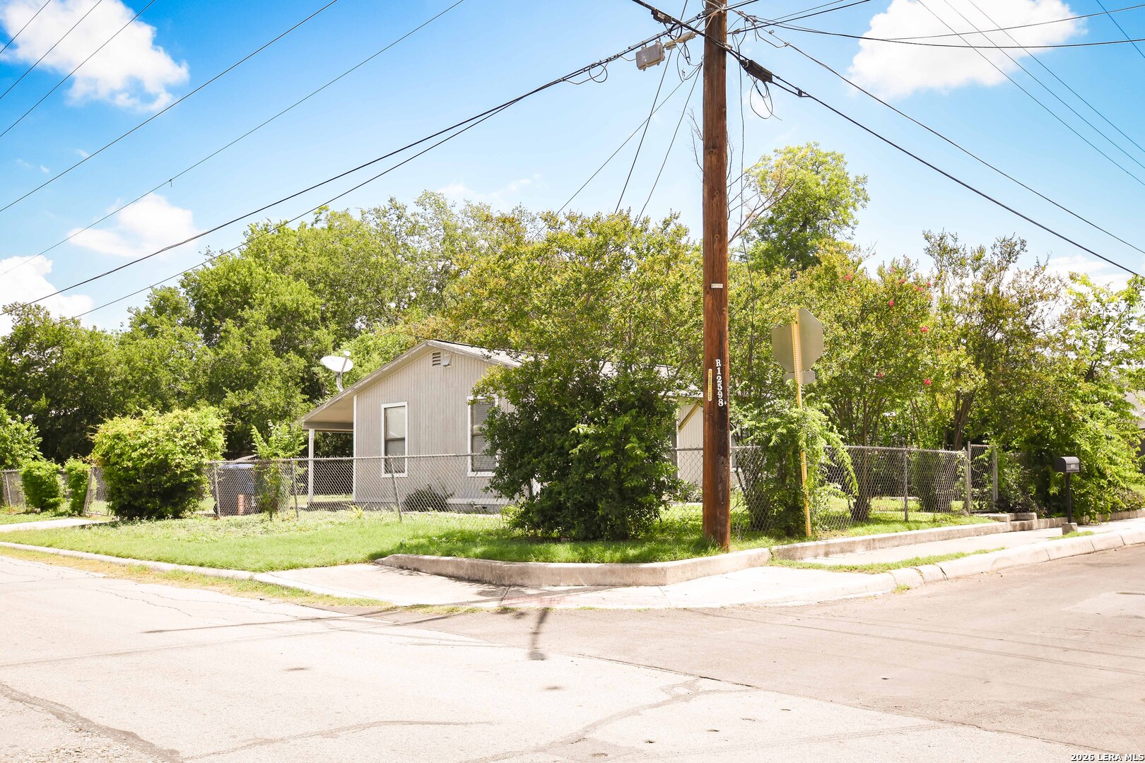 1263 Chalmers San Antonio TX 78211