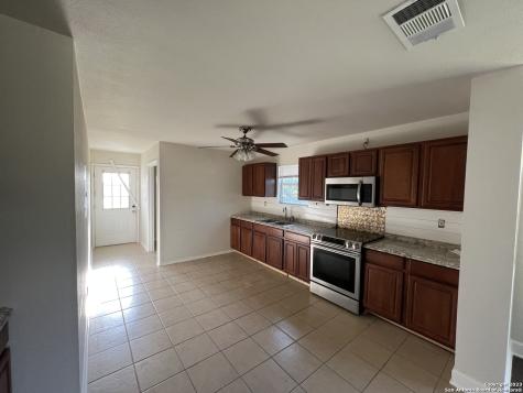 1540 Old Pleasanton Road San Antonio TX 78264