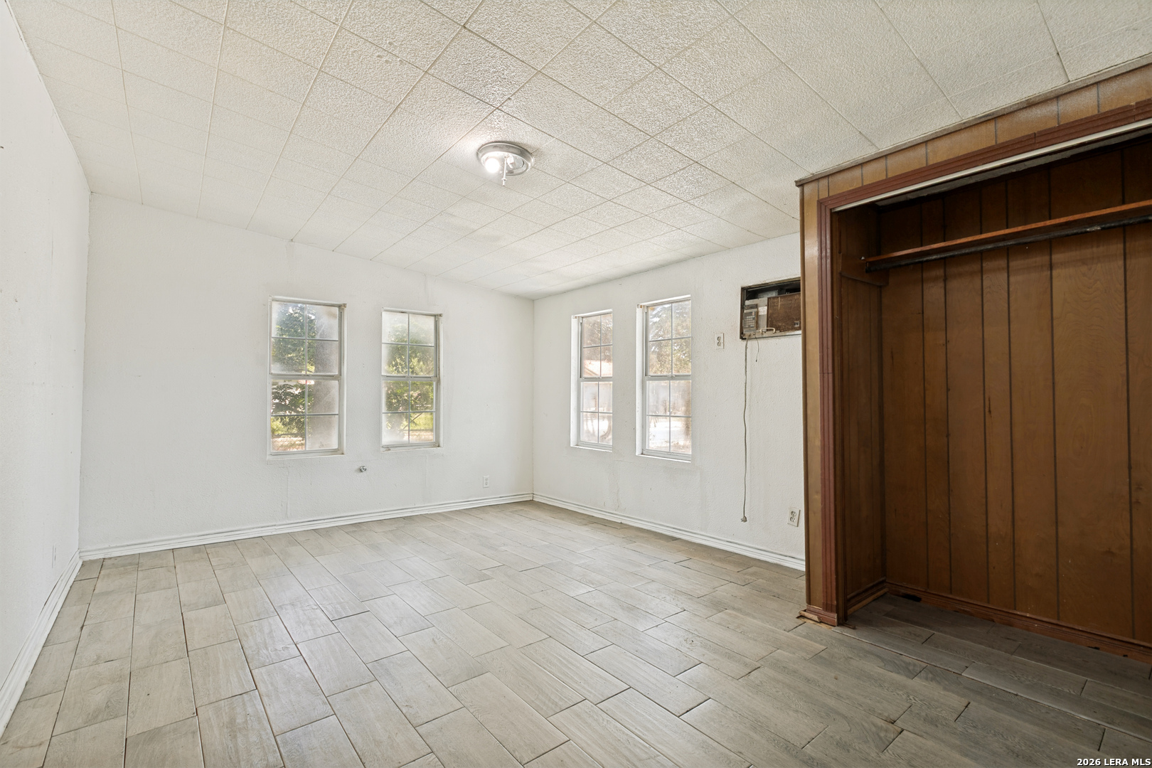 1102 Cecilia Street San Antonio TX 78207