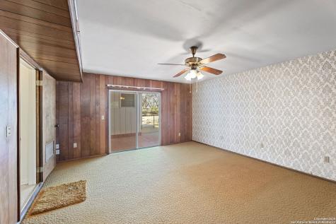 2602 Avenue K Hondo TX 78861