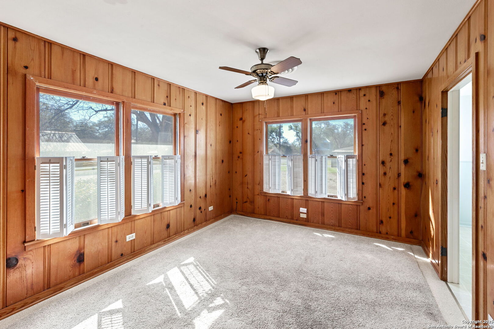 2602 Avenue K Hondo TX 78861