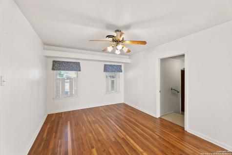 2602 Avenue K Hondo TX 78861