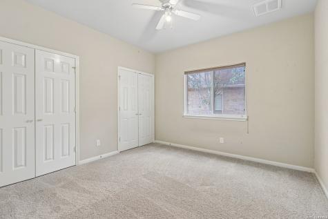 8703 Stoney Brook Universal City TX 78148