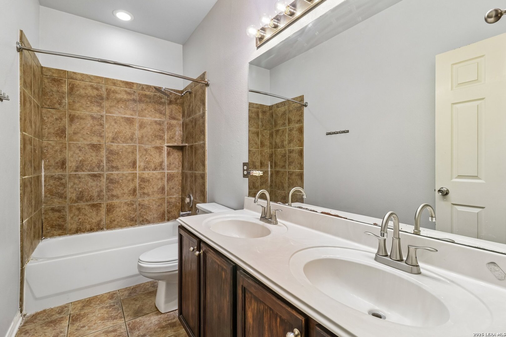 8703 Stoney Brook Universal City TX 78148