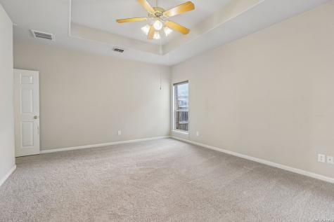 8703 Stoney Brook Universal City TX 78148