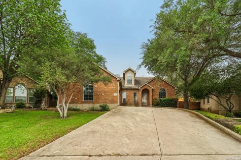 8703 Stoney Brook Universal City TX 78148