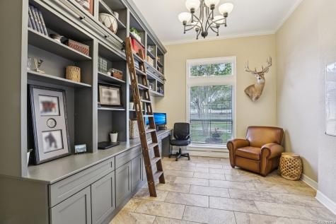 223 Summer Glen New Braunfels TX 78132