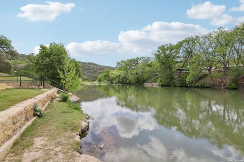 223 Summer Glen New Braunfels TX 78132