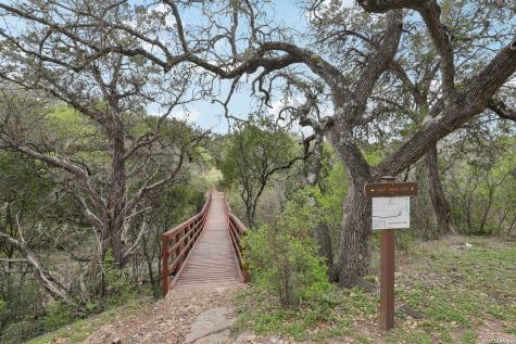 223 Summer Glen New Braunfels TX 78132