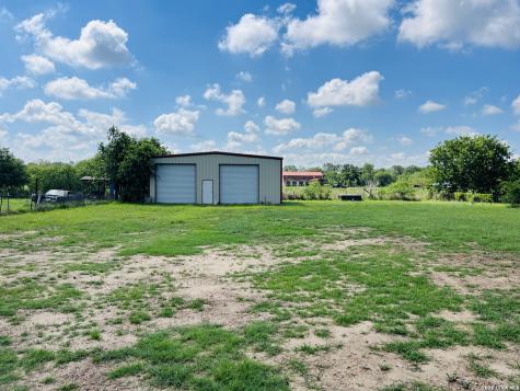 537 Longhorn Seguin TX 78155