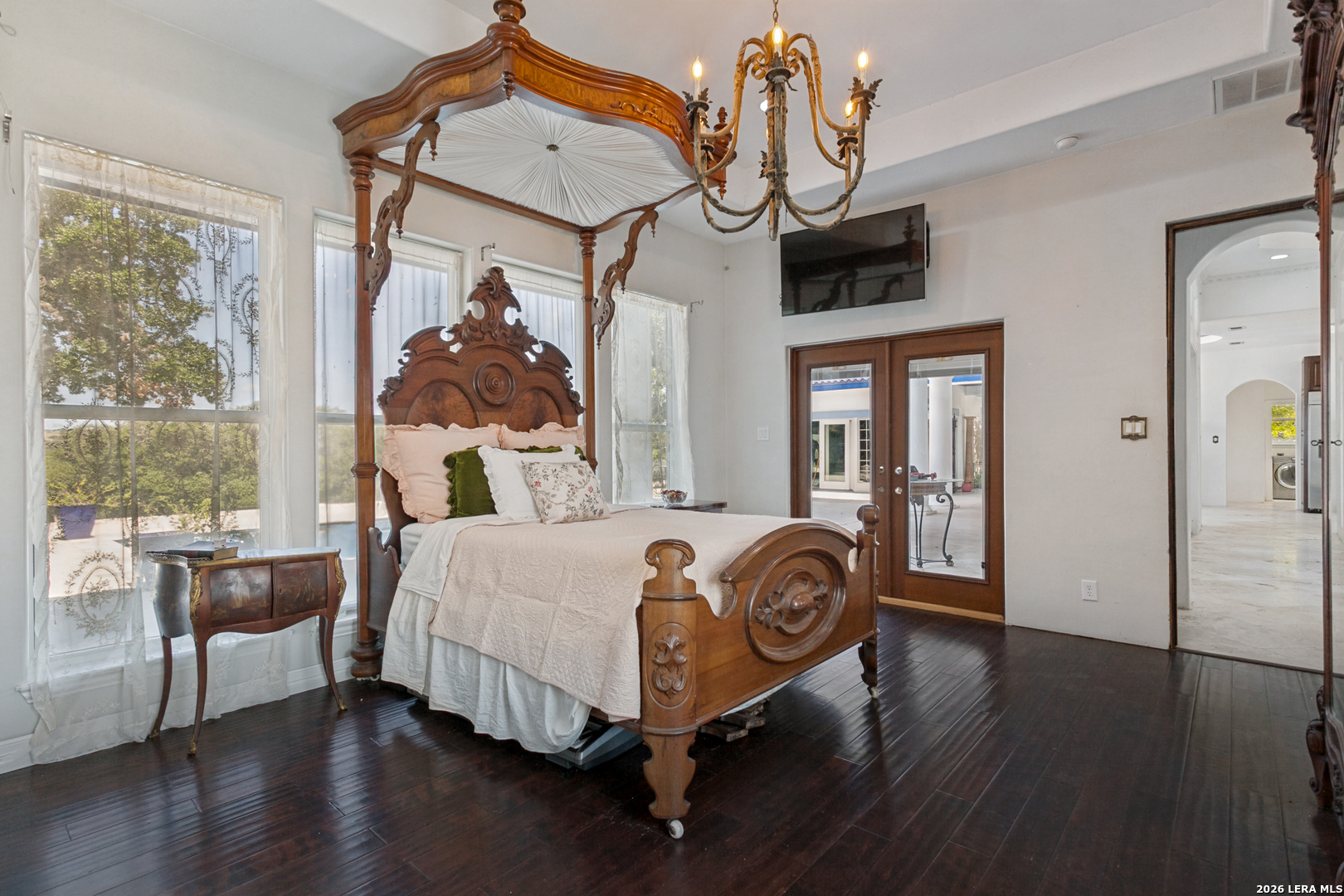 497 N Thunder Creek Road Utopia TX 78884
