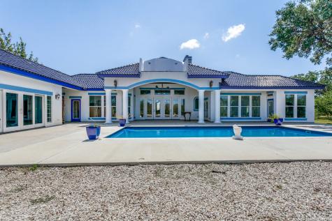 497 N Thunder Creek Road Utopia TX 78884