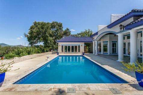 497 N Thunder Creek Road Utopia TX 78884