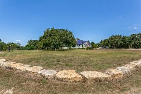 497 N Thunder Creek Road Utopia TX 78884