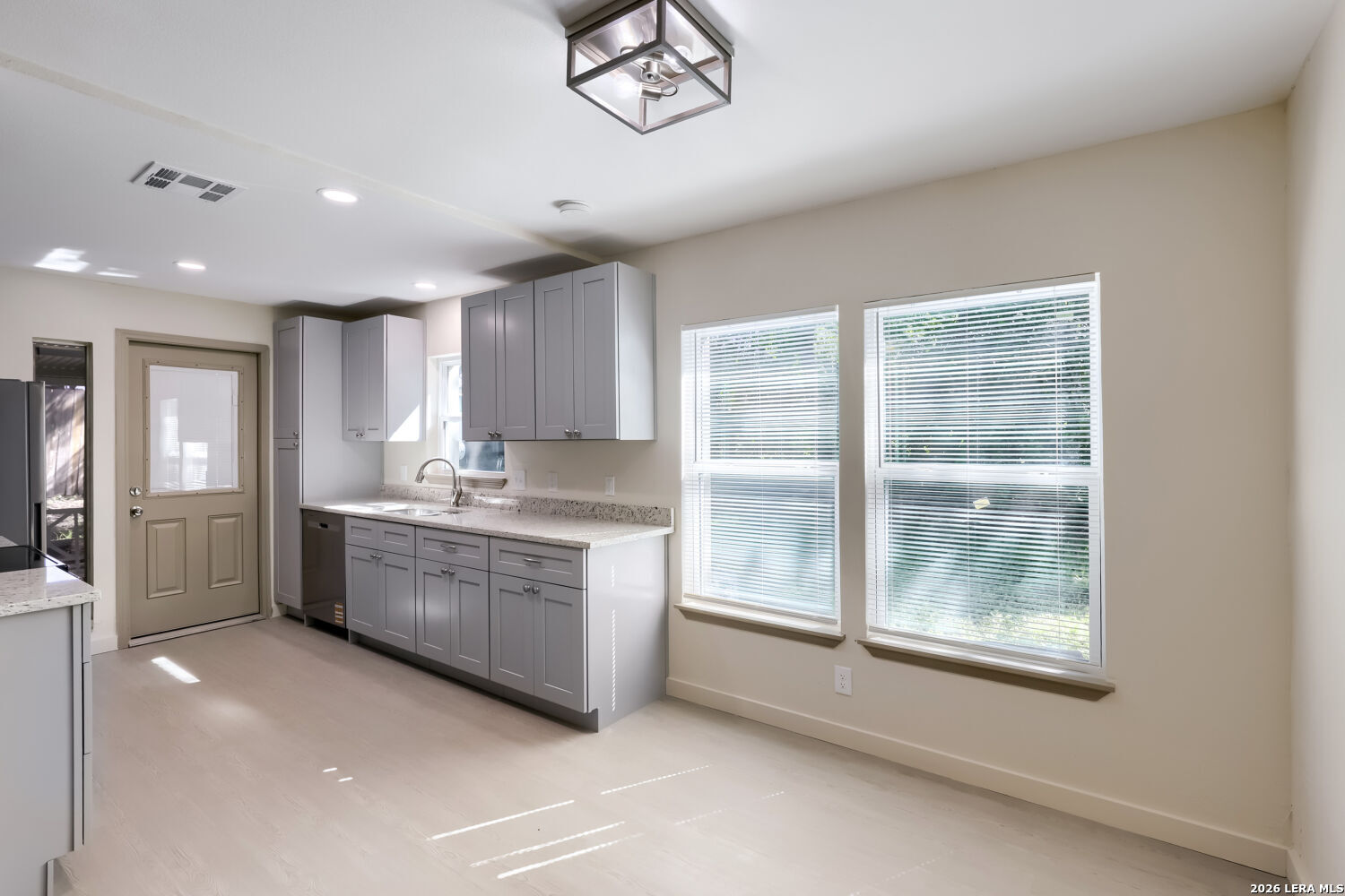 6731 Carters Bluff San Antonio TX 78239