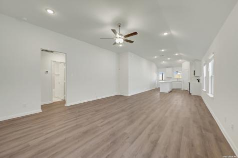 4251 Winston Way New Braunfels TX 78130
