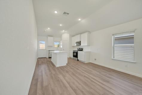 4251 Winston Way New Braunfels TX 78130