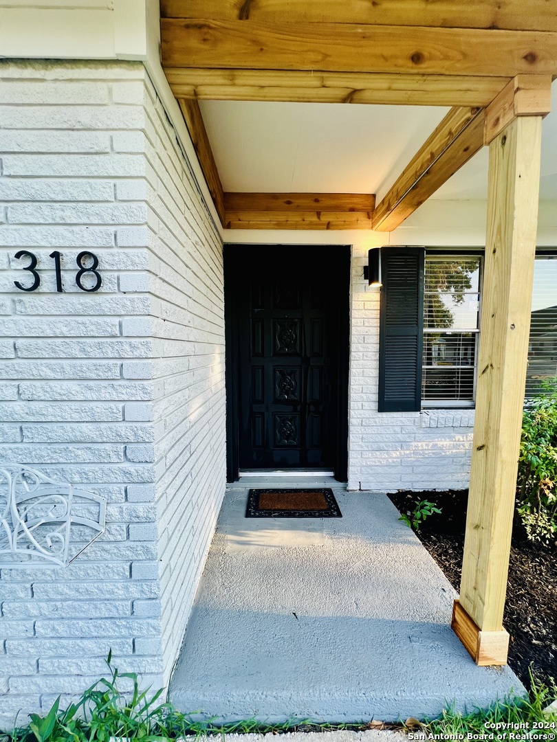 318 Teakwood Lane San Antonio TX 78216