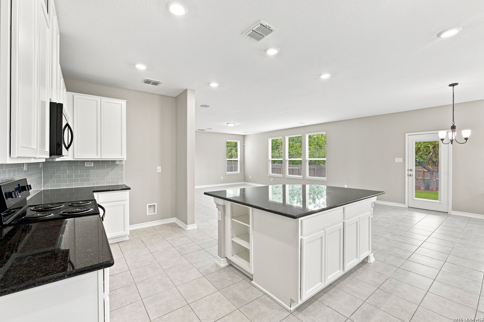 7911 Broussard San Antonio TX 78253