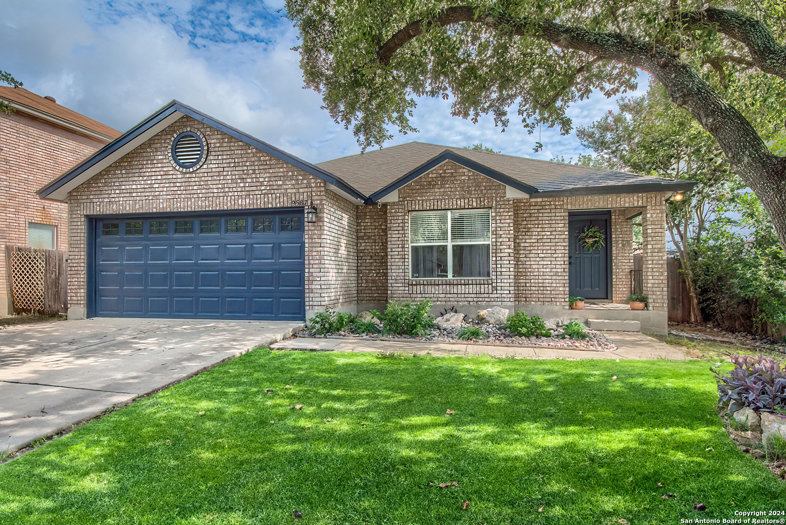 9587 Cantura Crest San Antonio TX 78250