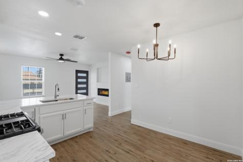 1102 Jewett San Antonio TX 78237