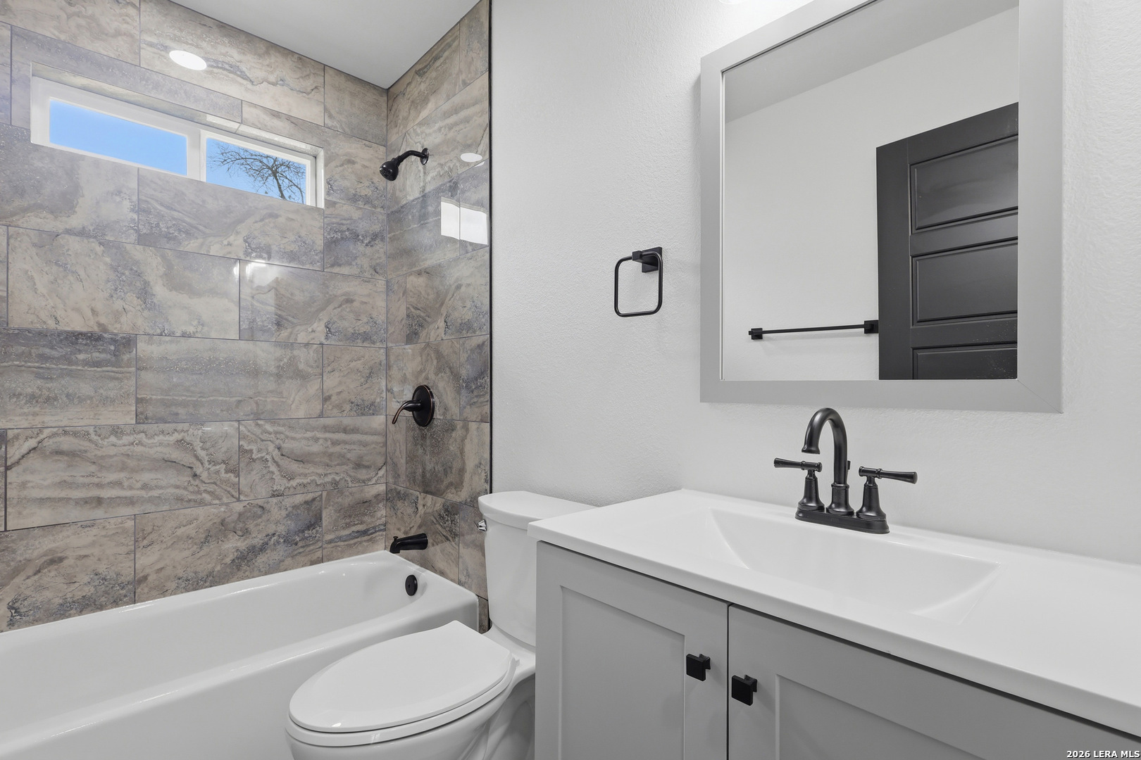 1102 Jewett San Antonio TX 78237