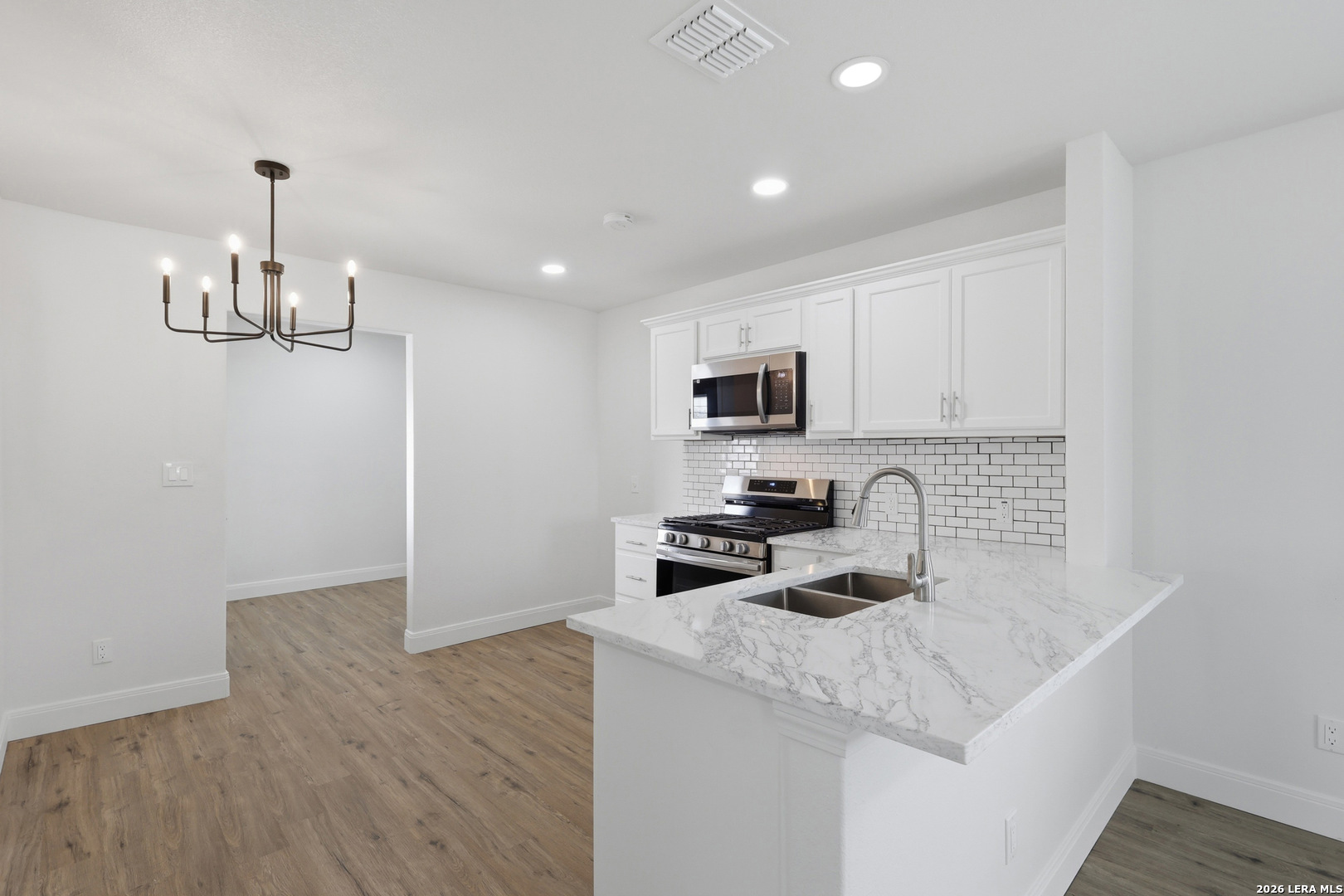 1102 Jewett San Antonio TX 78237
