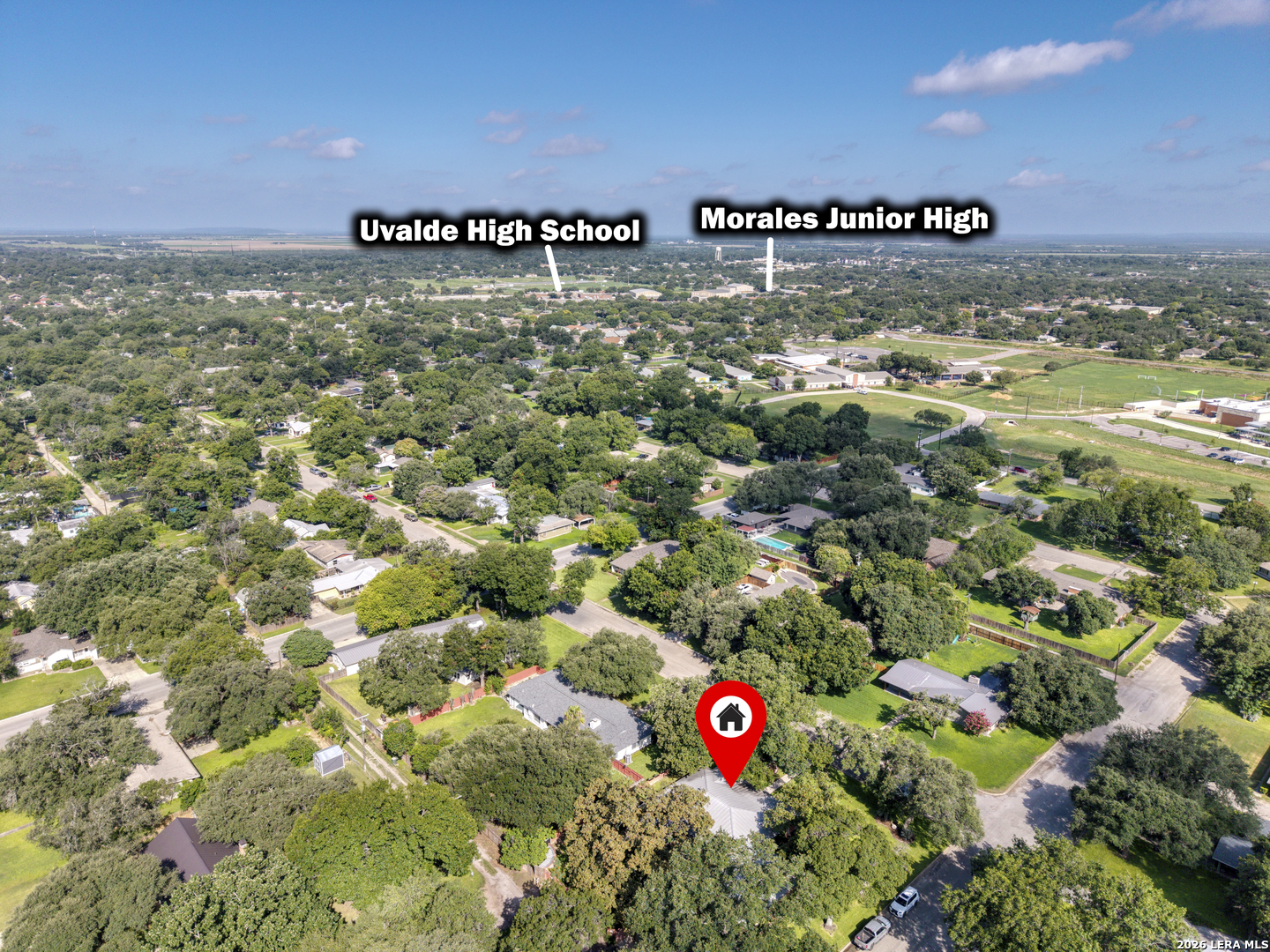 921 Maple Uvalde TX 78801