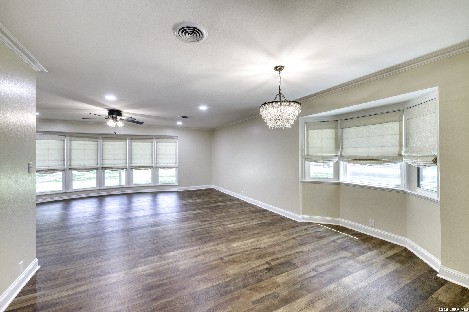 921 Maple Uvalde TX 78801