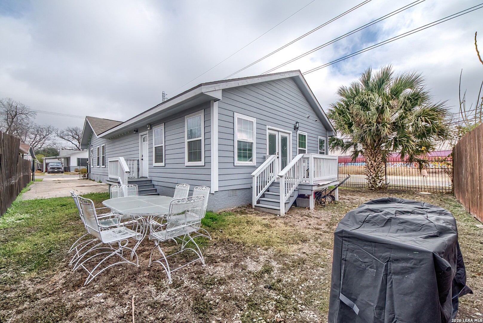 1002 W French Place San Antonio TX 78212