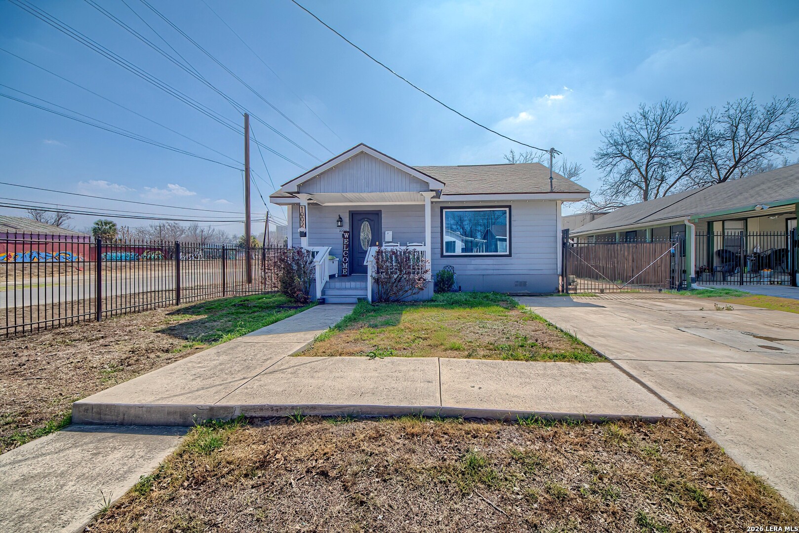 1002 W French Place San Antonio TX 78212