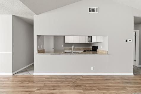 4086 Winter Sunrise Drive San Antonio TX 78244