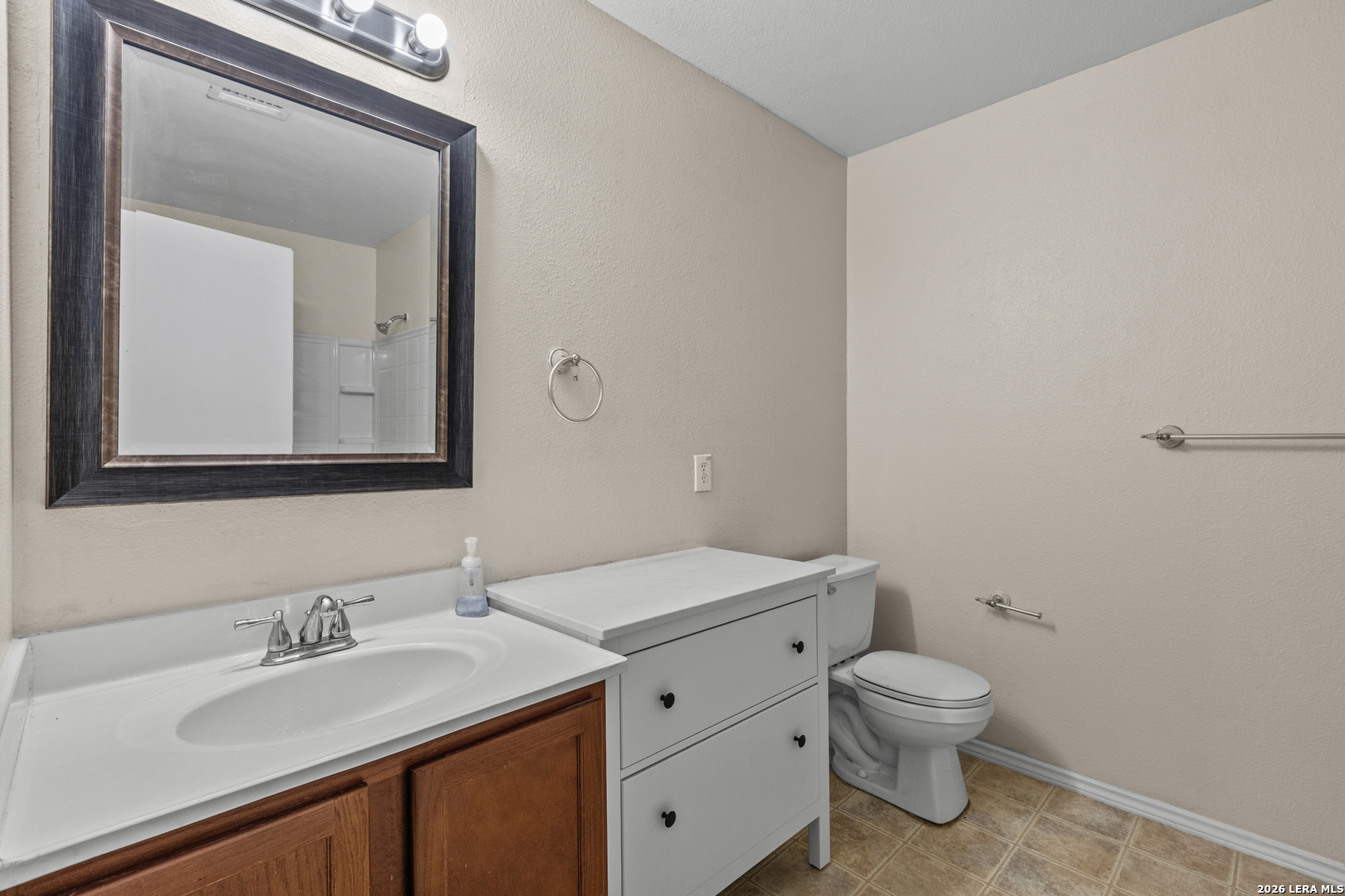 8840 Twin Oaks Court San Antonio TX 78250